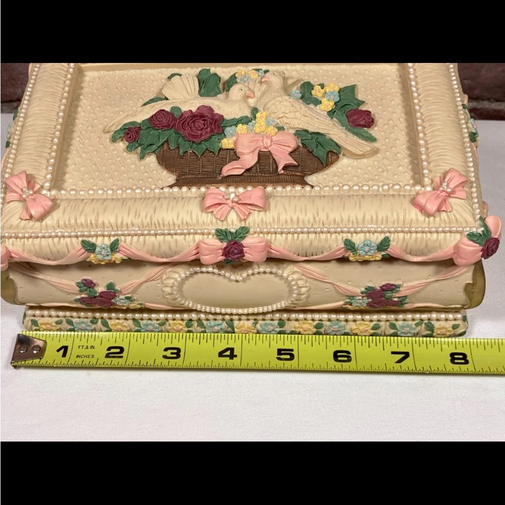 Vintage Ornate Cast Resin Jewelry Box with Doves, Flowers, & Beadwork - Picture 4 of 11
